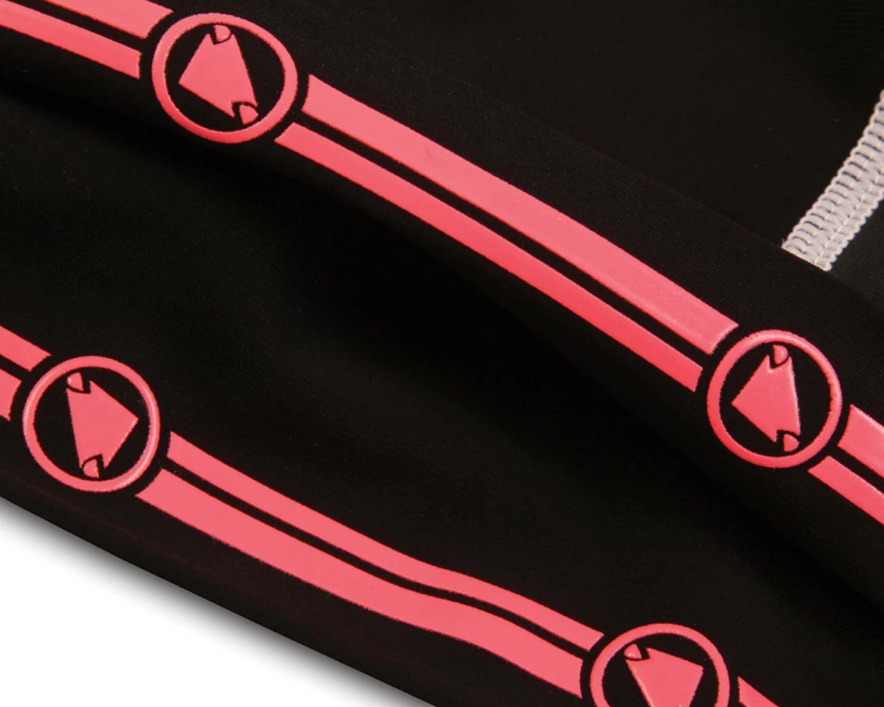 Endura Hyperon II Damen Bibshort | Black 6 Endura Hyperon II Damen Bibshort | Black – Bild 4